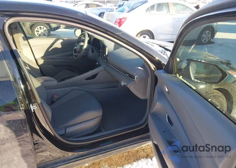 2022 Hyundai Elantra Sel from USA, damaged, VIN KMHLM4AG4NU322141